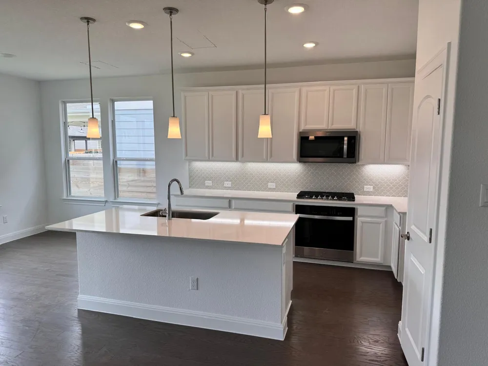 304 Harbors Lane Leander, TX 78641