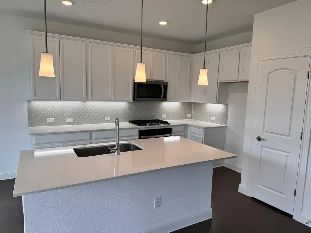 304 Harbors Lane Leander, TX 78641