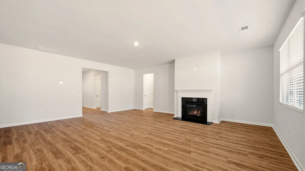 286 Defilippe RD Statham, GA 30666