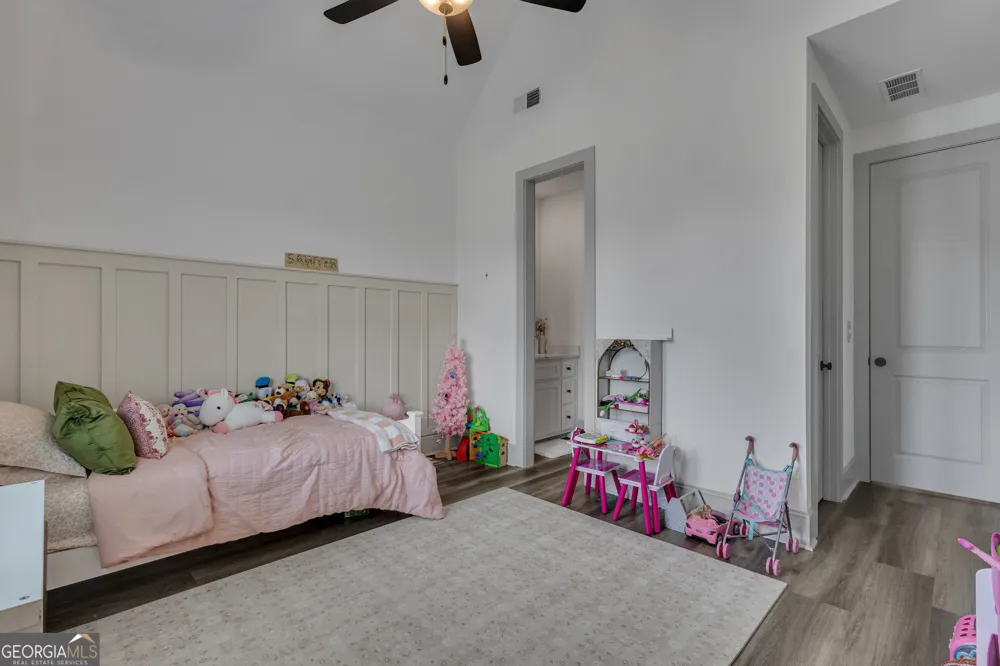215 Greyfairs AVE Senoia, GA 30276