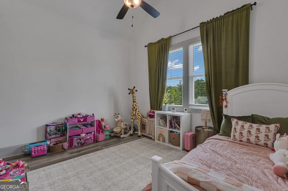 215 Greyfairs AVE Senoia, GA 30276