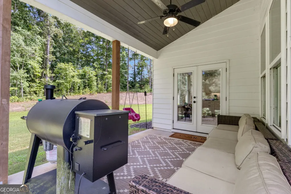 215 Greyfairs AVE Senoia, GA 30276
