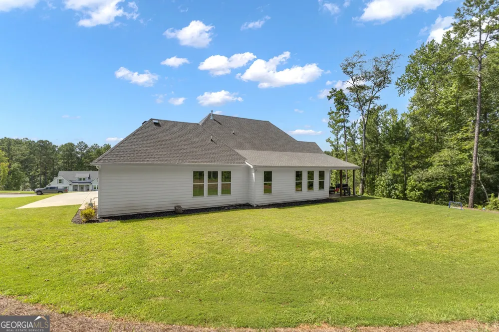 215 Greyfairs AVE Senoia, GA 30276