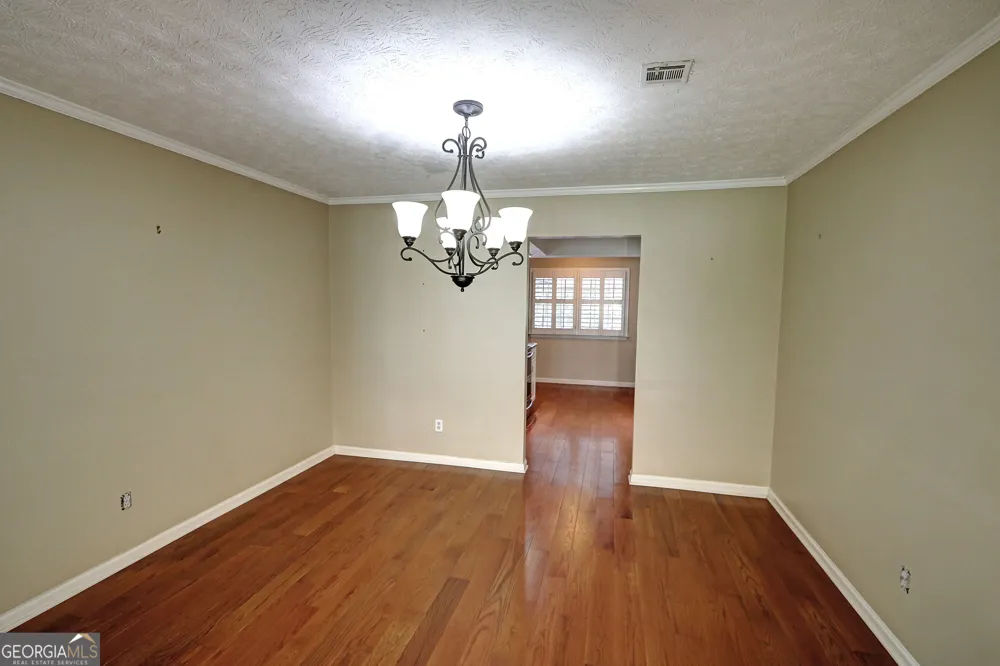 6412 Deerings LN Peachtree Corners, GA 30092