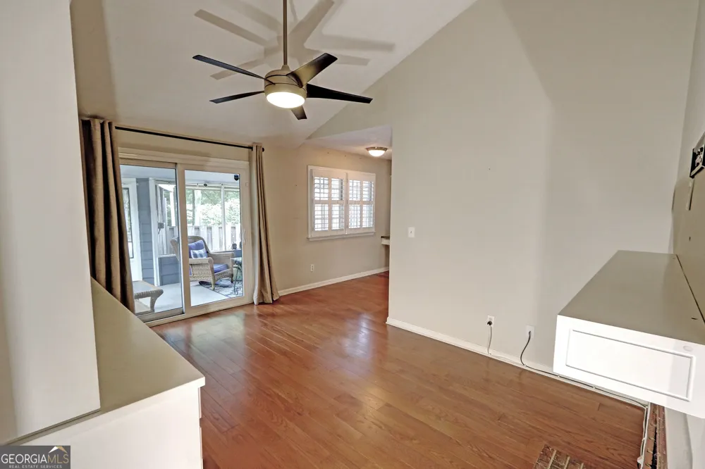 6412 Deerings LN Peachtree Corners, GA 30092