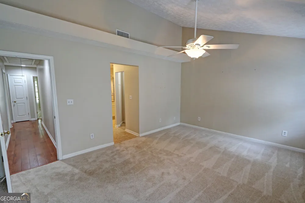 6412 Deerings LN Peachtree Corners, GA 30092