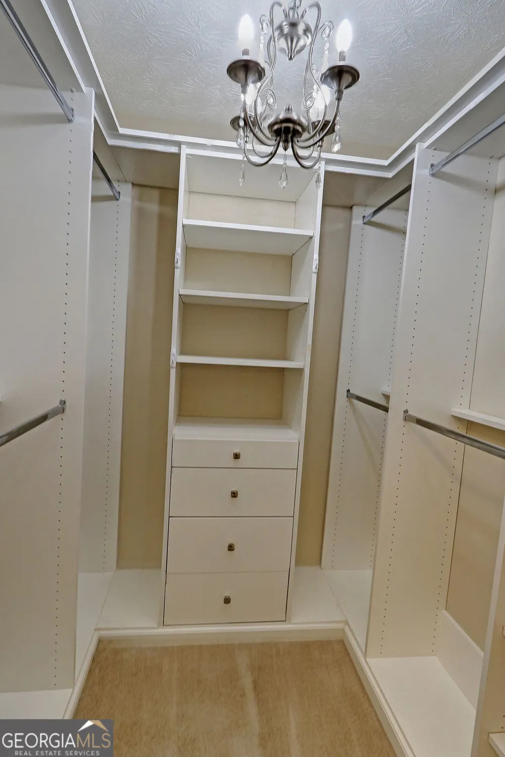 6412 Deerings LN Peachtree Corners, GA 30092