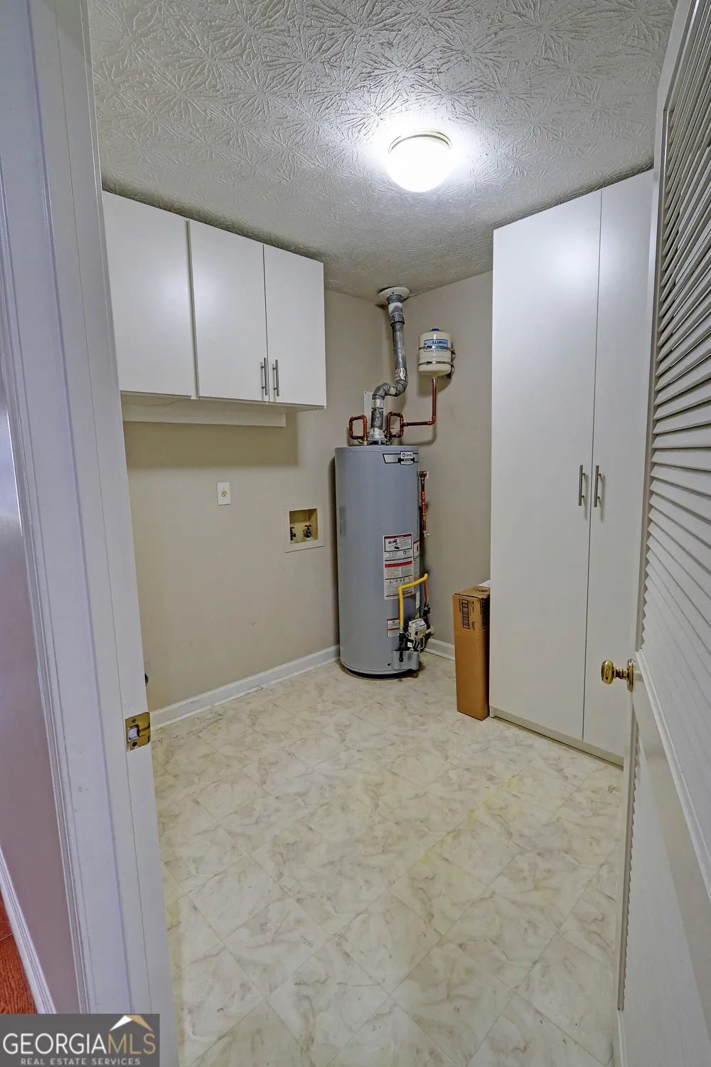 6412 Deerings LN Peachtree Corners, GA 30092