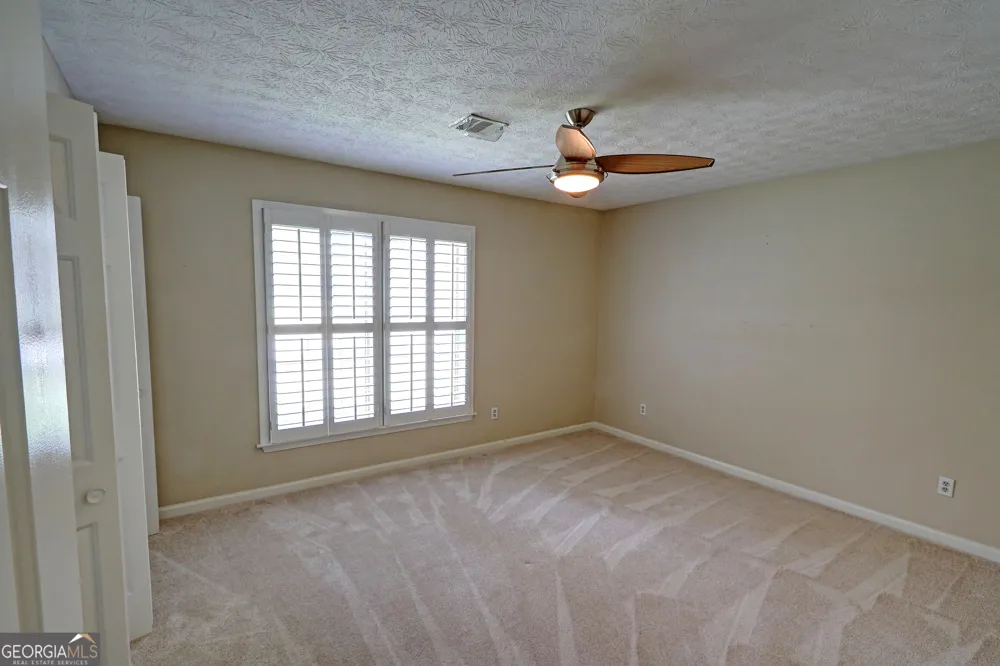 6412 Deerings LN Peachtree Corners, GA 30092