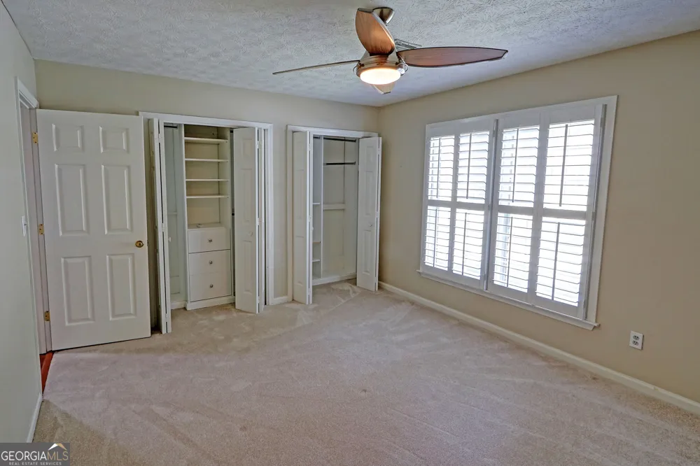 6412 Deerings LN Peachtree Corners, GA 30092