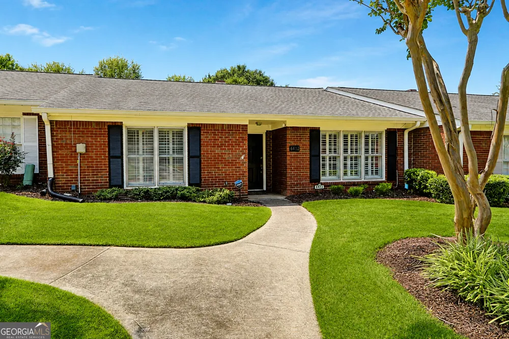 6412 Deerings LN Peachtree Corners, GA 30092