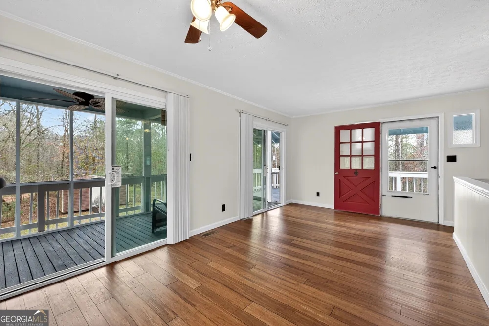 111 Indian Bend DR LaGrange, GA 30240