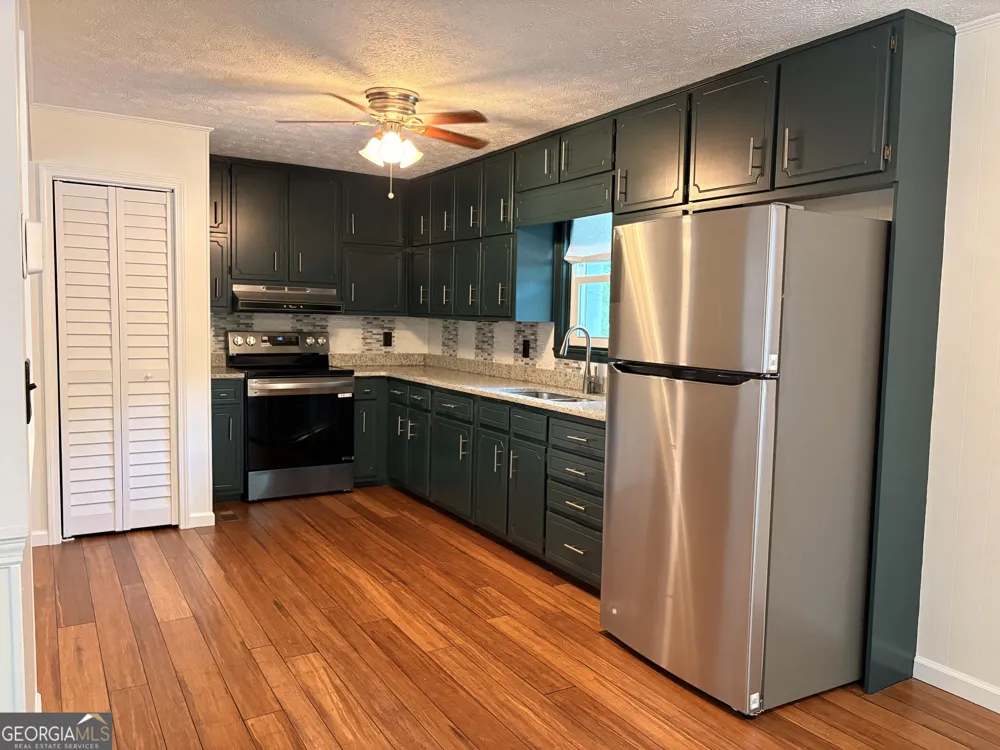 111 Indian Bend DR LaGrange, GA 30240