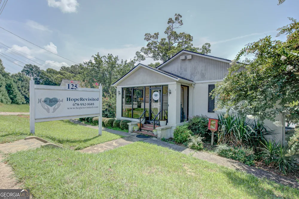 125 Jefferson ST Newnan, GA 30263