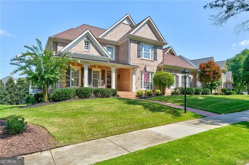 1043 Meadow Club CT Suwanee, GA 30024
