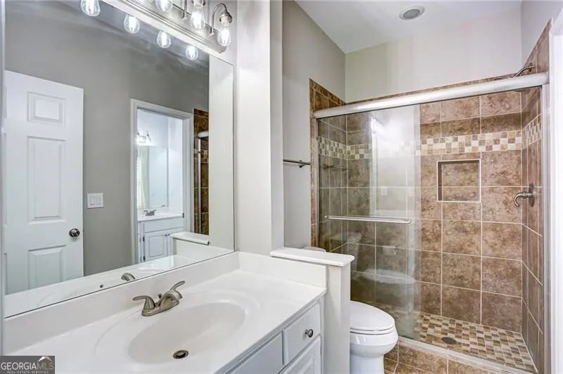 1043 Meadow Club CT Suwanee, GA 30024