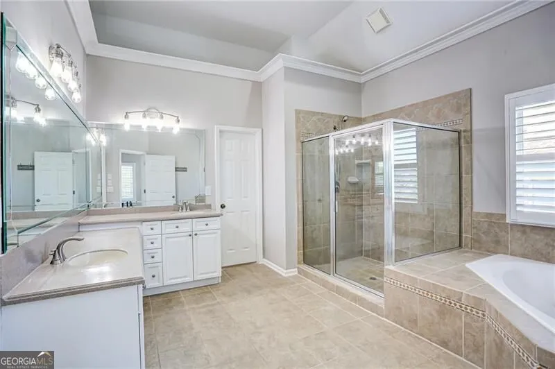 1043 Meadow Club CT Suwanee, GA 30024