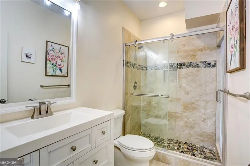 1043 Meadow Club CT Suwanee, GA 30024
