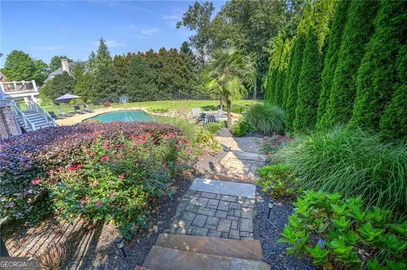 1043 Meadow Club CT Suwanee, GA 30024