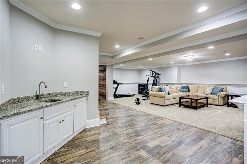 1043 Meadow Club CT Suwanee, GA 30024