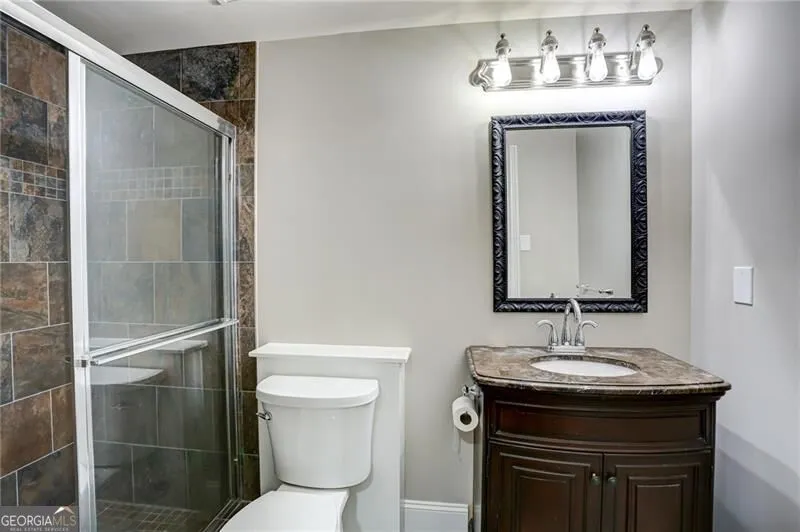 1043 Meadow Club CT Suwanee, GA 30024