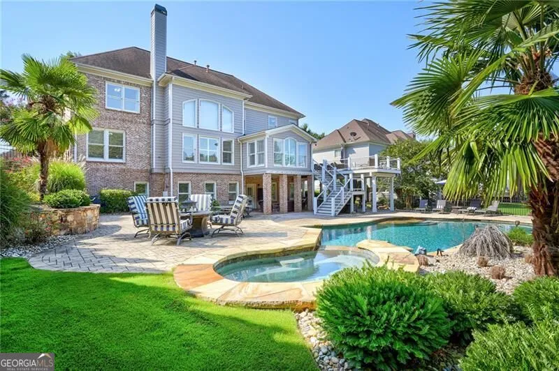 1043 Meadow Club CT Suwanee, GA 30024