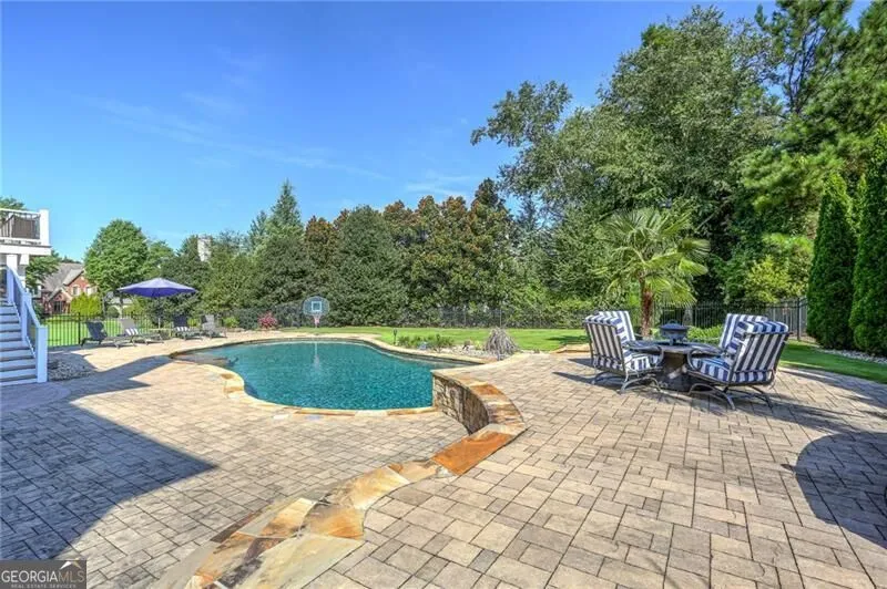 1043 Meadow Club CT Suwanee, GA 30024