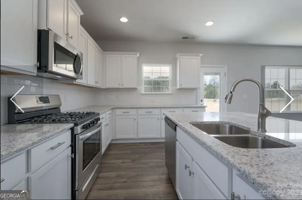 203 Blackberry CT Pendergrass, GA 30567