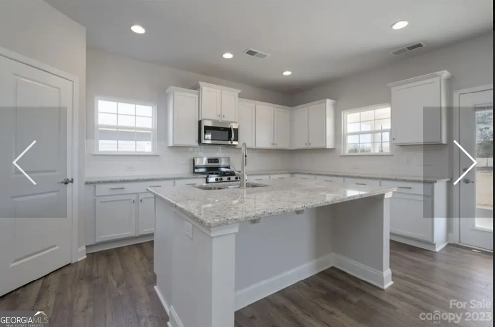 203 Blackberry CT Pendergrass, GA 30567