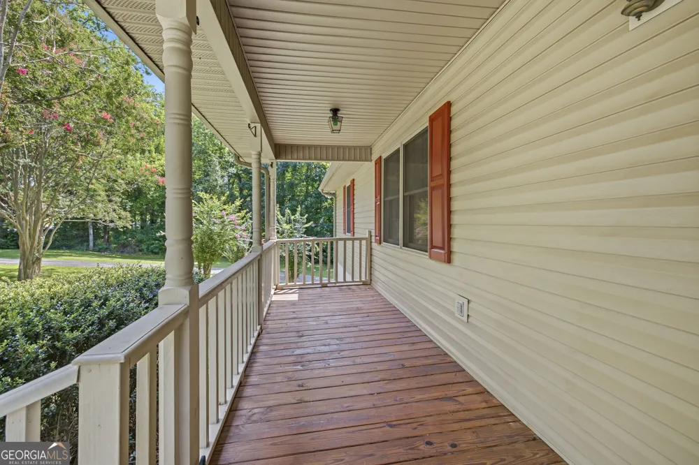 2600 Level Grove RD Cornelia, GA 30531