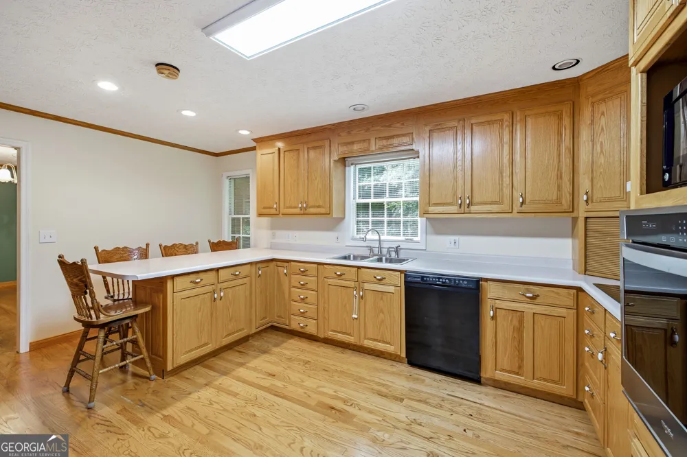 2600 Level Grove RD Cornelia, GA 30531
