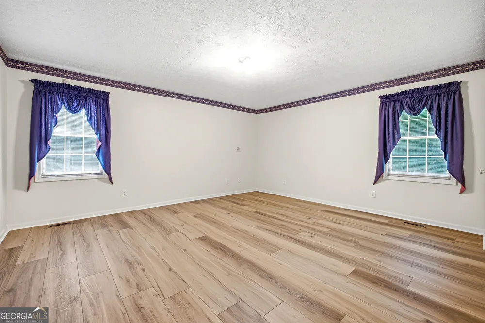 2600 Level Grove RD Cornelia, GA 30531