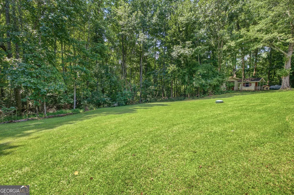 2600 Level Grove RD Cornelia, GA 30531