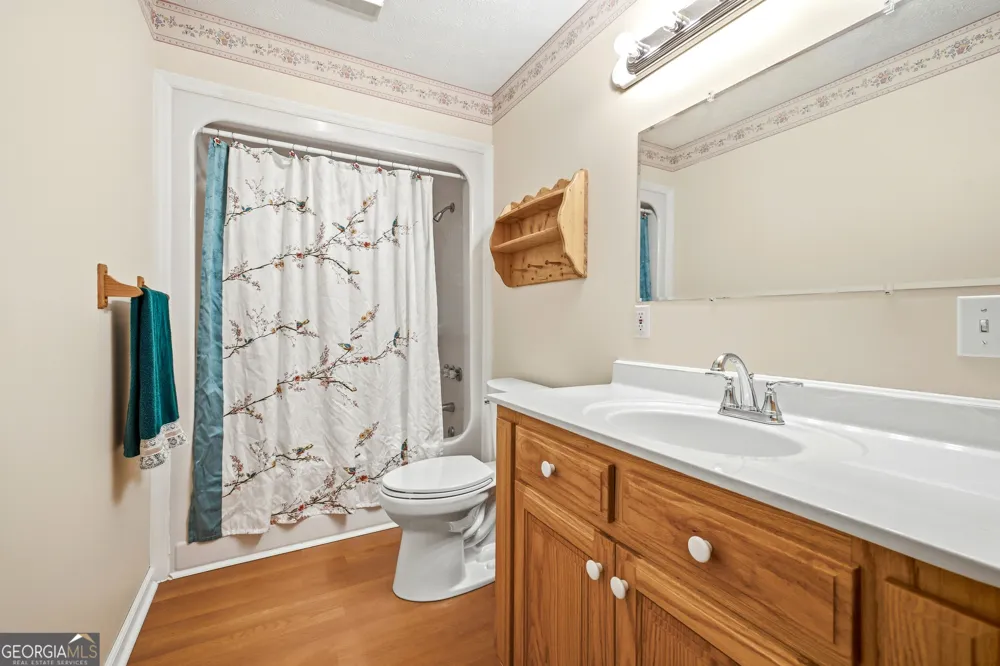2600 Level Grove RD Cornelia, GA 30531