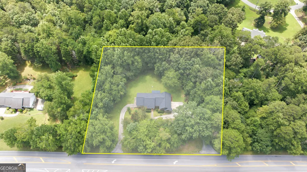 2600 Level Grove RD Cornelia, GA 30531