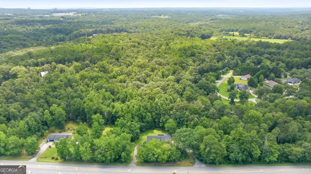 2600 Level Grove RD Cornelia, GA 30531