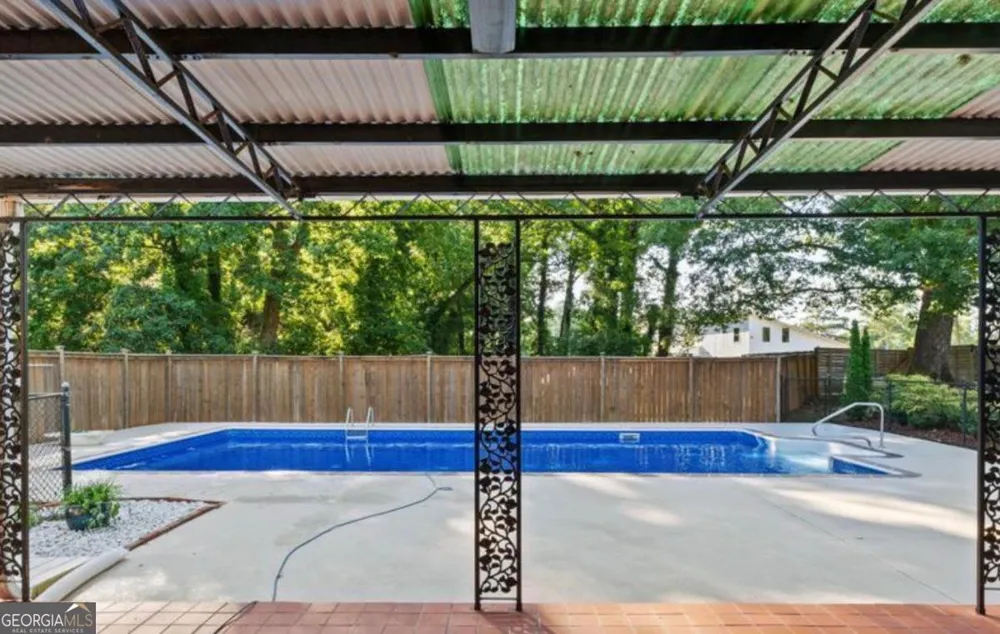 234 Crumbley RD McDonough, GA 30252