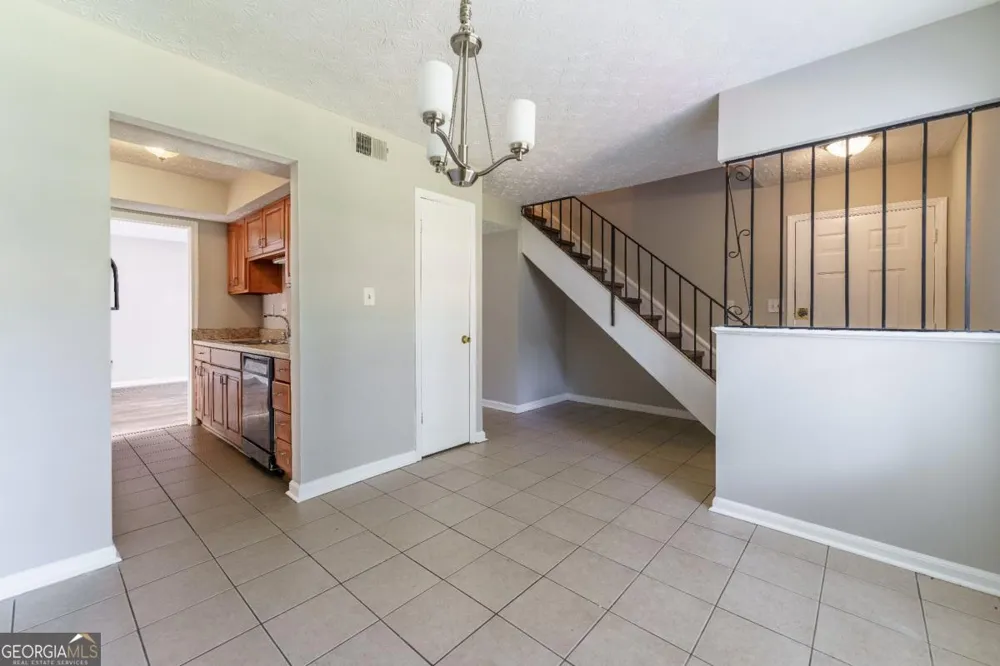 2611 Stratford LN Morrow, GA 30260