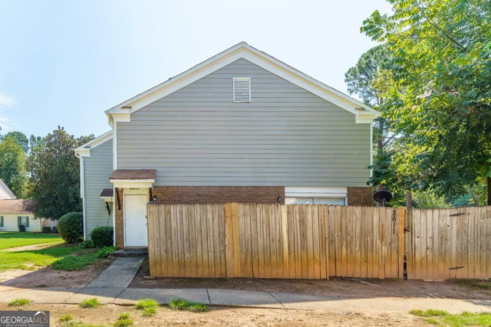 2611 Stratford LN Morrow, GA 30260