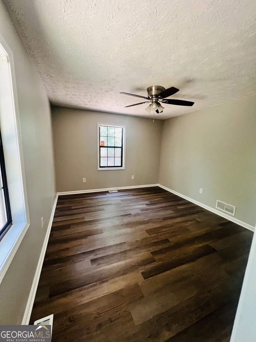 260 New Hope DR McDonough, GA 30252