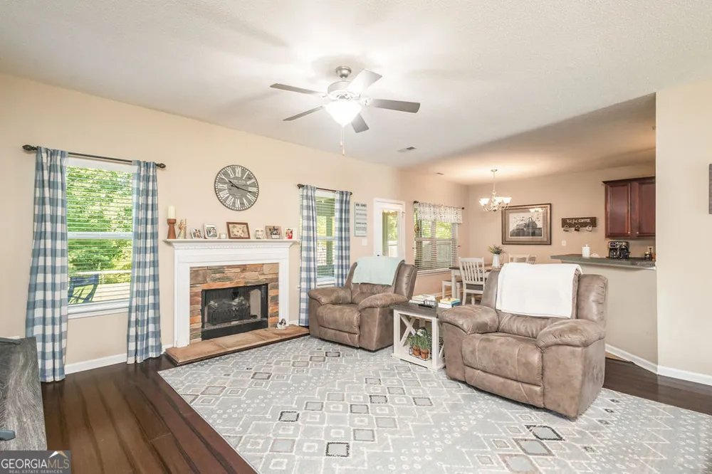 178 Brandish DR Newnan, GA 30263