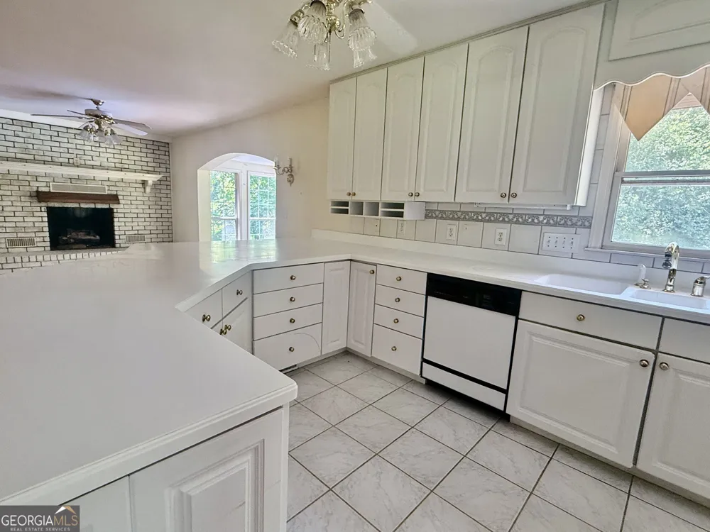 139 Melrose LN Summerville, GA 30747