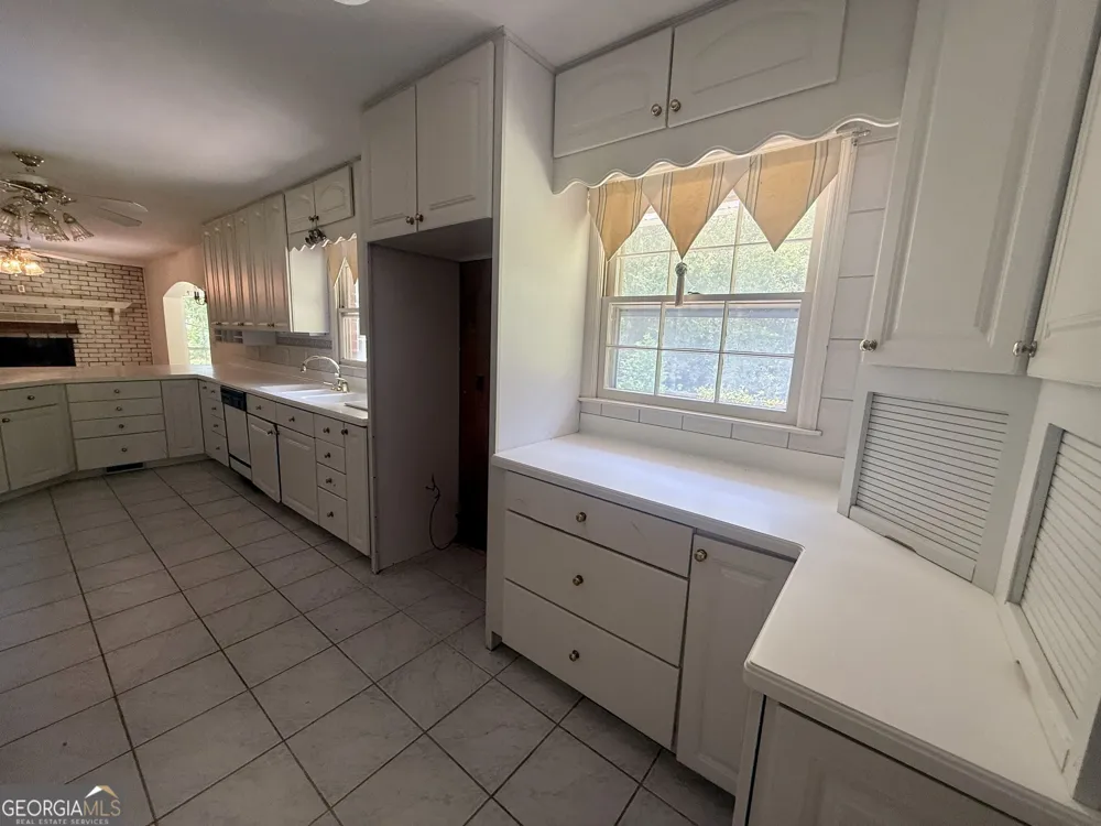 139 Melrose LN Summerville, GA 30747