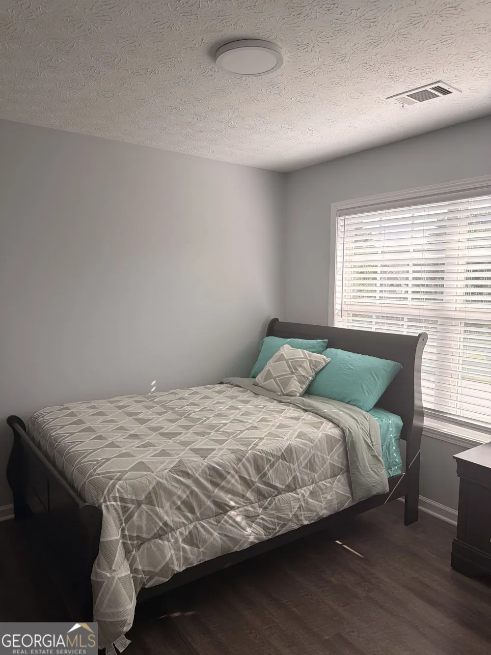 3390 Rozena WAY Loganville, GA 30052