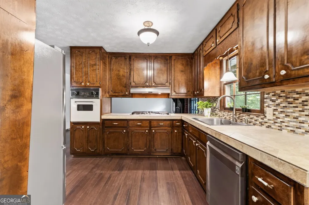 160 Caldwell RD Griffin, GA 30223