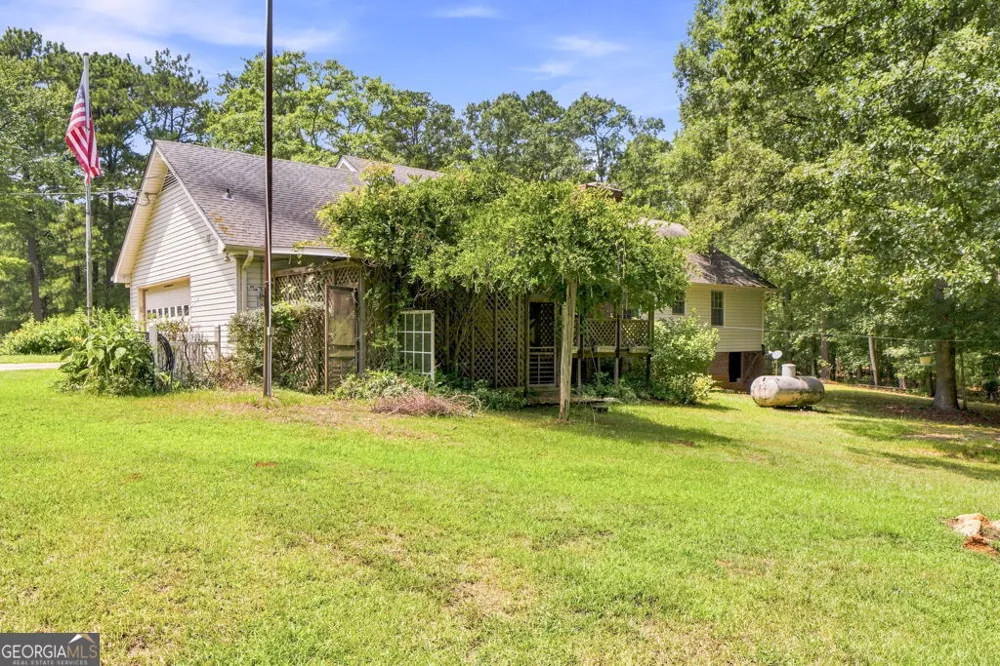 160 Caldwell RD Griffin, GA 30223