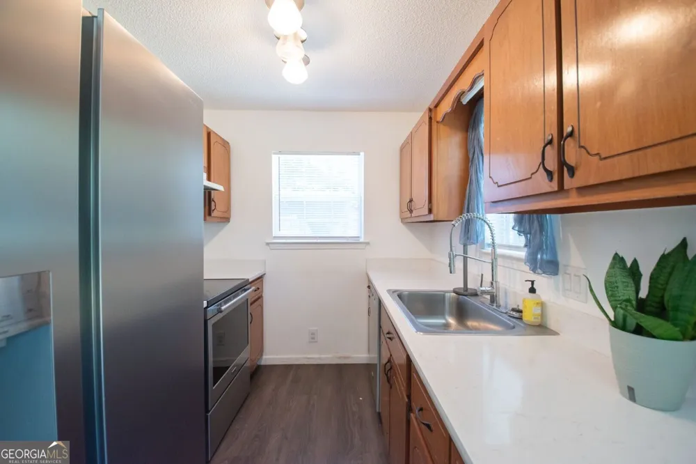 300 Village DR Woodbine, GA 31569