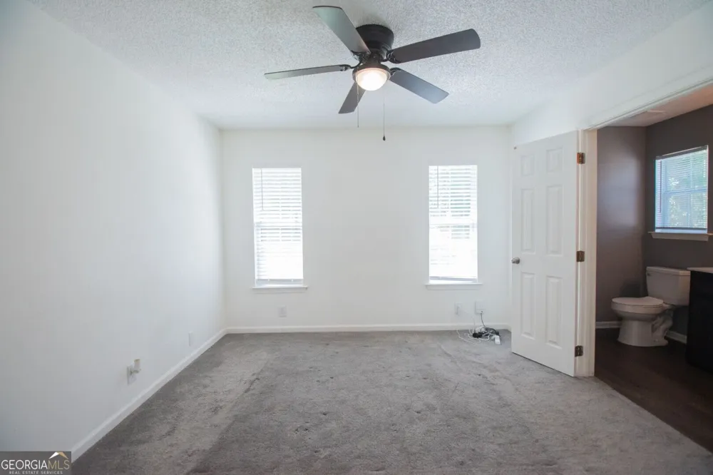 300 Village DR Woodbine, GA 31569