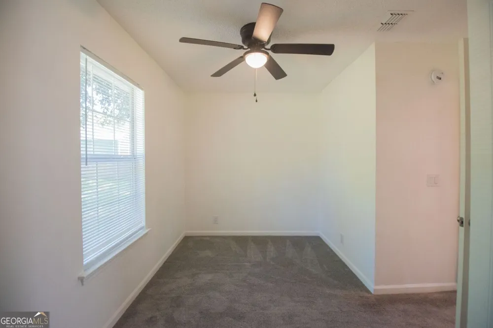 300 Village DR Woodbine, GA 31569