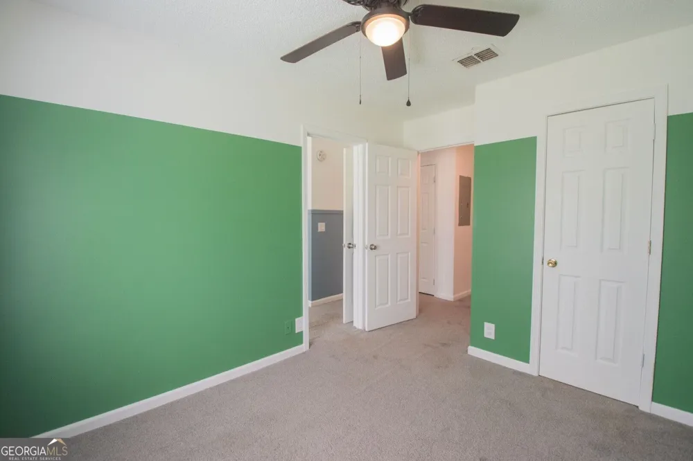 300 Village DR Woodbine, GA 31569